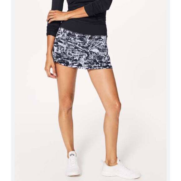 Lululemon Circuit Breaker Skirt II Regular13”Interlaced Alpine White Black Sz 12 - Picture 2 of 14